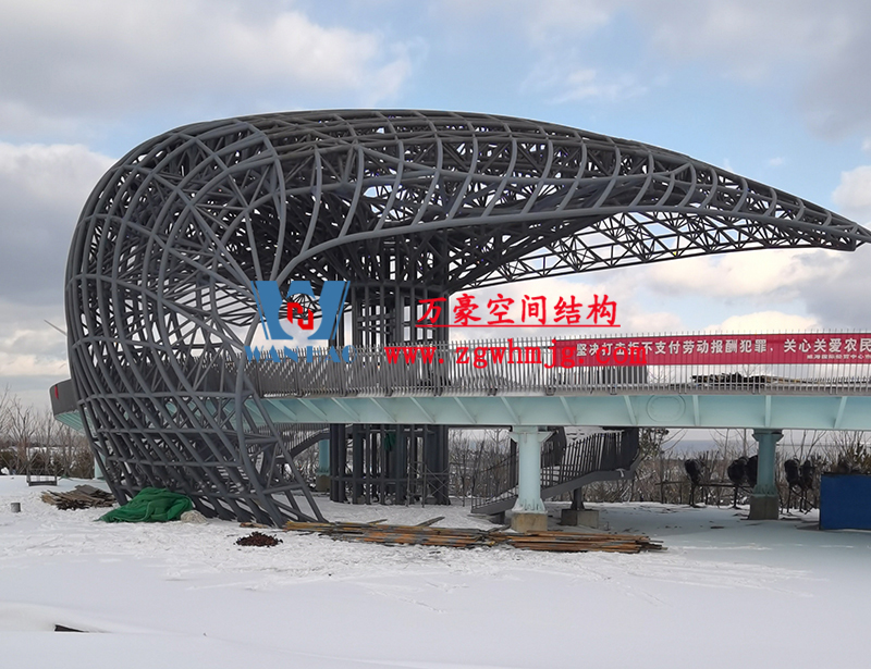 什么是異形鋼結(jié)構(gòu)？復雜空間異形鋼結(jié)構(gòu)該如何選擇廠家？