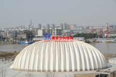 如何選擇合適的張拉膜結(jié)構(gòu)材料？膜結(jié)構(gòu)材料的選擇有哪些注意事項？
